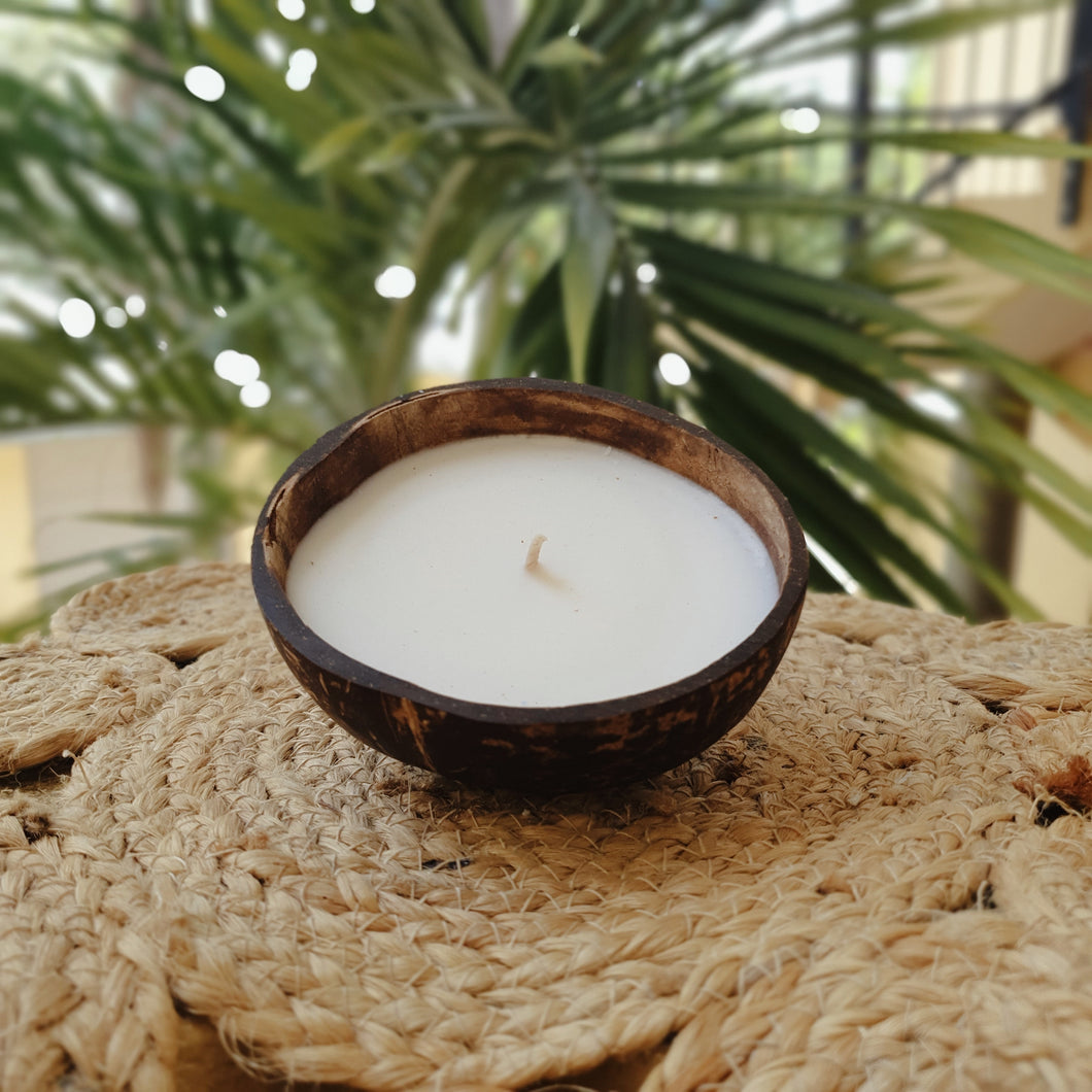 Small Coconut candle